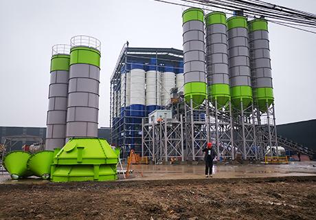 Was sind verschraubte Zementsilos aus Stahlblech?